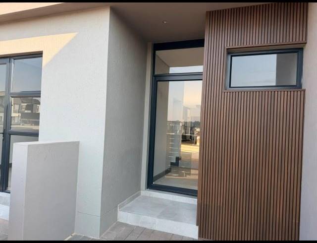 4 BEDROOM HOUSE FOR SALE IN FOUNTAINBROOK ESTATE